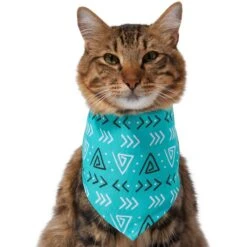 Frisco Geometric Dog & Cat Bandana -Meow Meals 267907 PT3. AC SS1800 V1637678544