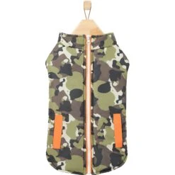 Frisco Mediumweight Camo Print Insulated Dog & Cat Zippered Coat, Green -Meow Meals 268295 PT4. AC SS1800 V1628824318